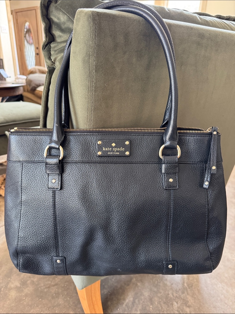 Kate Spade black pebbled leather shoulder bag/ zip top